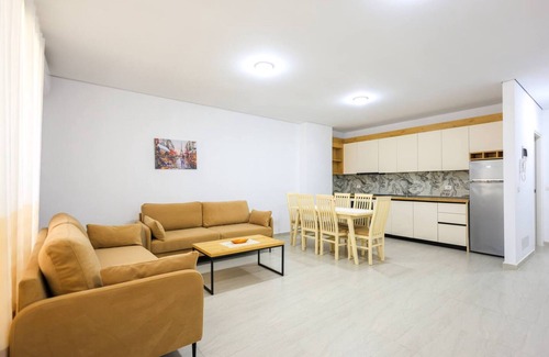Ishem Apartment | SanPietro Vacation Apartment 045