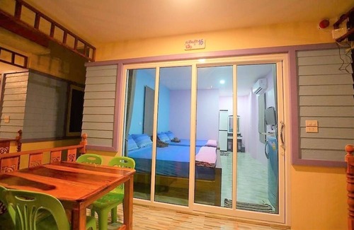 Khlong Khut Hotel | Sansook Resort