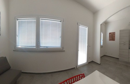 Sant'Antioco House | Sant'Antioco Red Apartment with 2-Way Air Con