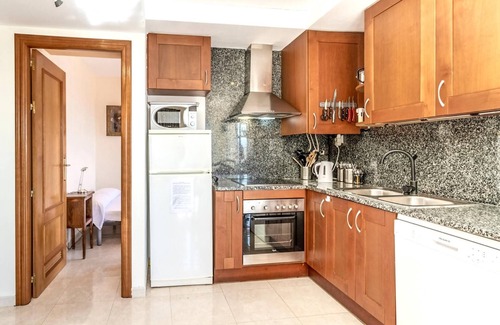 Llanca Apartment | Sant Genís 19.1 - Top floor apartment with terrace