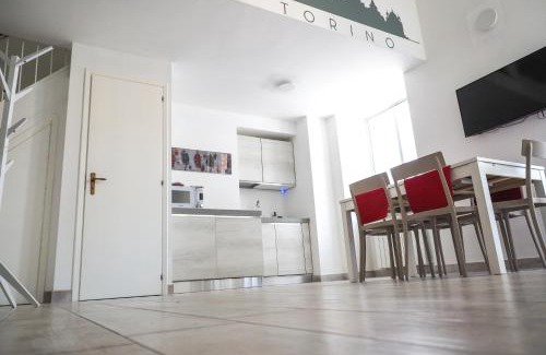 Roman Quarter Apartment | Santa Chiara 32