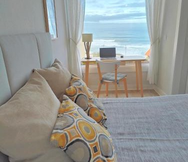 Praia de Santa Cruz Apartment | Santa Cruz Ocean Apartment - I