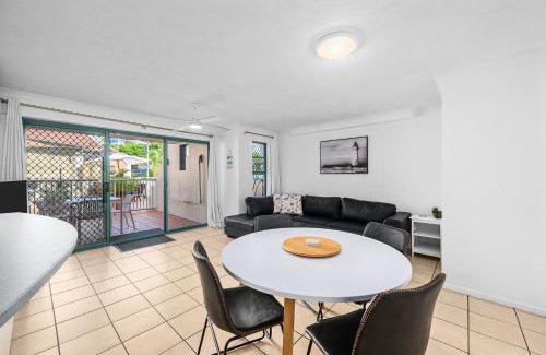 Labrador Apartment | Santa Fe by the Broadwater