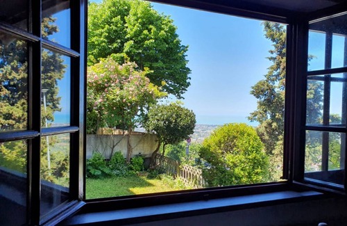 Santa Lucia House | Santa Lucia Suite, apartment with lovely view over the shore
