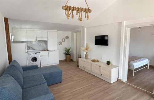 Volvi House | Santa Marina Garden - Suite A