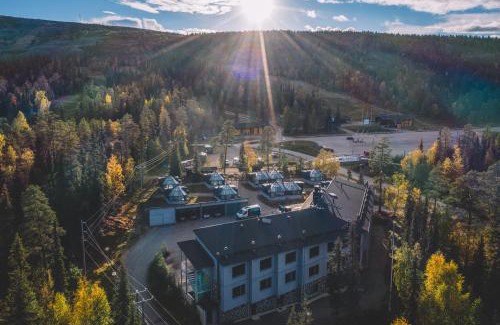 Luosto Hotel | Santa's Hotel Aurora & Igloos