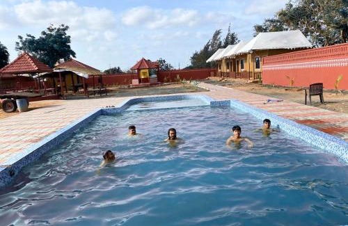 Nakhtarana Resort | Santkrupa Villa Resort