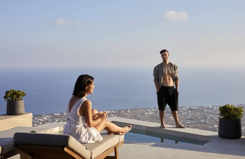 Pyrgos Villa | Santorini Sky - The Lodge