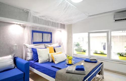 Mousio Apartment | Santorini Style at Nathional Archeological museum of Athens,Greece