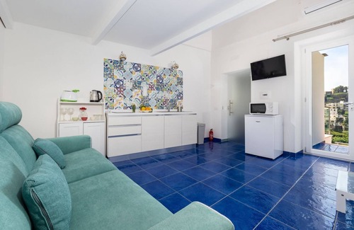 Liparlati Apartment | Santoro Suite with jacuzzi view Positano