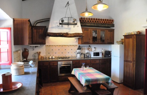 Reguengos de Monsaraz House | Sao Pedro Do Corval: Country Cottage / Gite - São Pedro do Corval