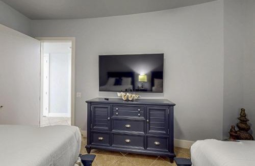 South Padre Island Apartment | Sapphire Condominiums #606