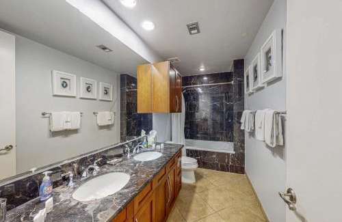 South Padre Island Apartment | Sapphire Condominiums #606