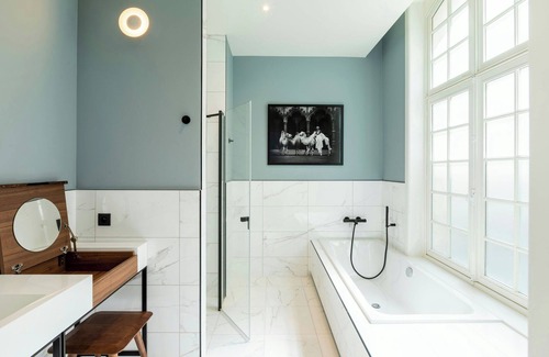 Antwerp Hotel | Sapphire House Antwerp, Autograph Collection