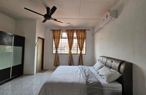 Bandar Saujana Putra House | Sapphire Residence