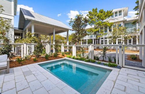 Watercolor House | Sapphire Sunset- 6BR 6,5BTH & 6 Seater Golf Cart in the Lake District of WaterColor home
