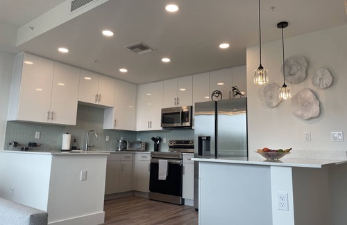 Central Sarasota Condo | Sarasota Bay Views Luxury Waterfront