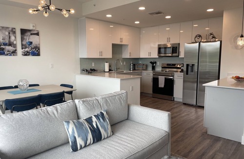 Central Sarasota Condo | Sarasota Bay Views Luxury Waterfront