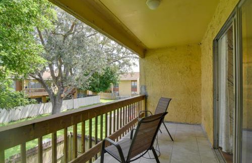 Gulf Gate Estates Apartment | Sarasota Escape about 4 Mi to Siesta Key Beach!
