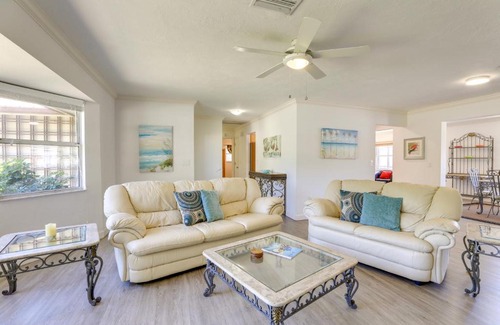 Southgate House | Sarasota House with Private Pool - 4 Mi to Beach!