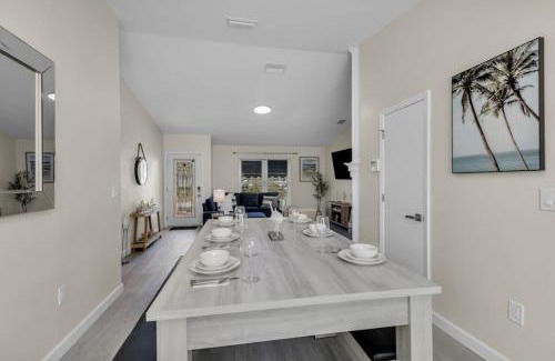 Whitfield House | Sarasota Retreat Pool Near Beaches and Downtown