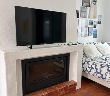 Ferrel House | Sardine Sanctuary - The sand suite