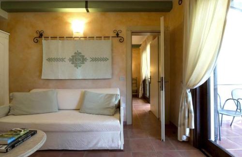 Pula Apartment | Sardinian-style Resort 2 Bedroom Apartments Sleeps 7
