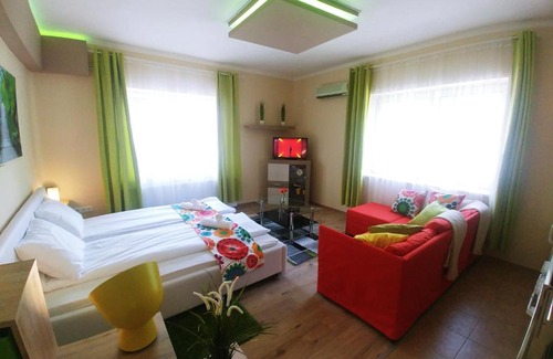 Mako Apartment | Sarok Apartmanház