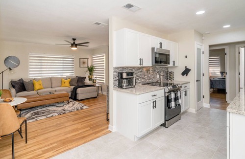 North San Antonio - SAT House | *SA’s Exclusive Getaway or Long-Term Stay*
