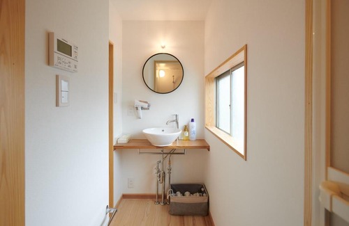 Sasayama Hotel | "Sasayama Jyokamachi Guest House KURIYA Semi Double Bunk Bed Cabin for 2-4 Pax - Vacation STAY 91845 "