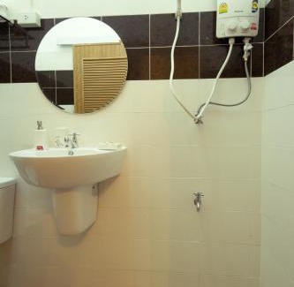 Chang Khlan House | SASIMA Bed and Breakfast