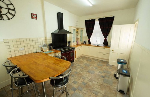 Oban House | Saskatchewan House in Oban Town Centre