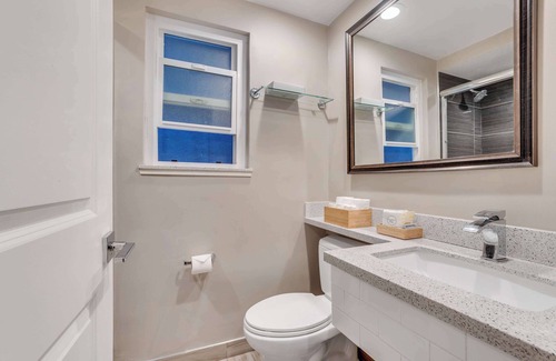 Central Berkeley Hotel | Sather Berkeley, SureStay Collection by Best Western