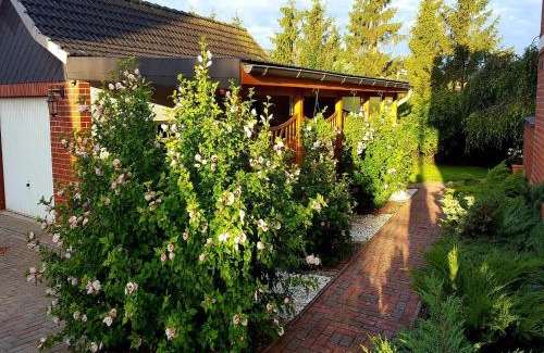 Satow Apartment | Satow Gartenwohnung, cleaning included