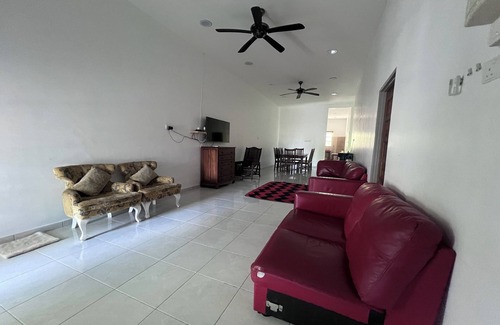 Kuantan Hotel | Saujana Villa Cherok Paloh, Kuantan Beach