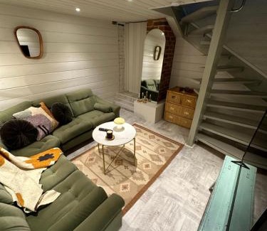 Turku Apartment | Saunallinen puutalo keskustan tuntumassa