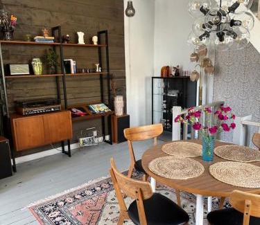 Turku Apartment | Saunallinen puutalo keskustan tuntumassa