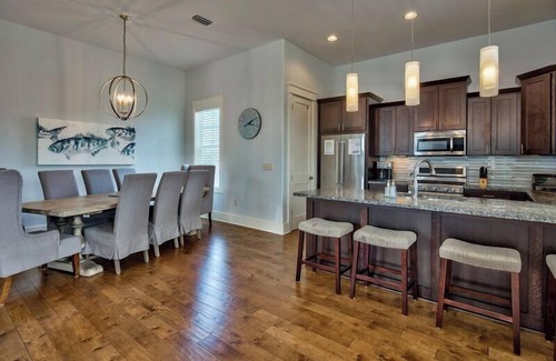 Crystal Shores House | Save!5Kings*HeatedPool*Elevator*BchGear*