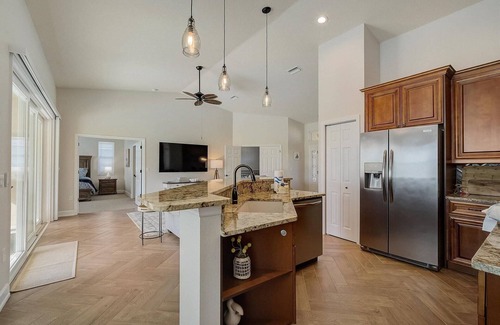 Whitfield House | Save Big This Fall: 10% Off Until Nov 30!