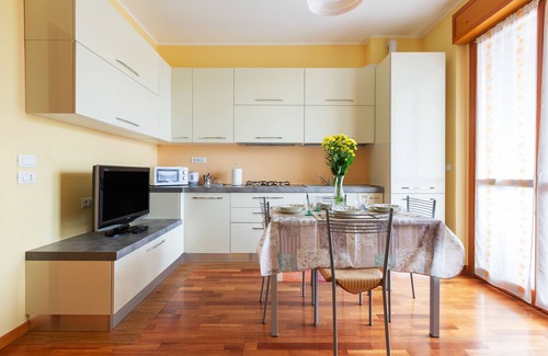 Foppette Apartment | Savona District Terrace Flat