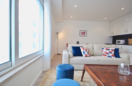 Lisbon Old Town Apartment | Savory Brown Apartment, AC, Wi-fi, Lift !new!
