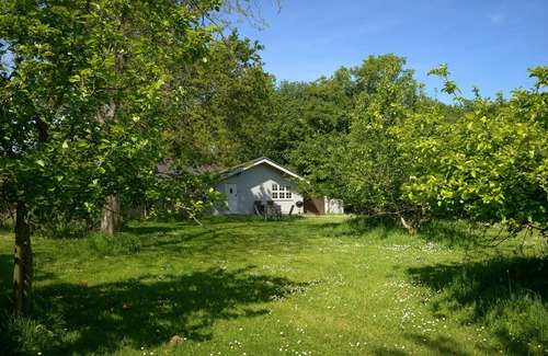 Bridport Cottage | SAWMILL COTTAGE, pet friendly in Netherbury