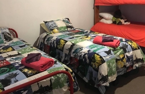 Tuatapere House | SawMillers Rest - 1920s Character Bungalow