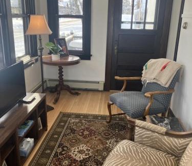 Galveston House | Sax Zim Bog Lodge Hibbing Downtown Home - Located Downtown Hibbing