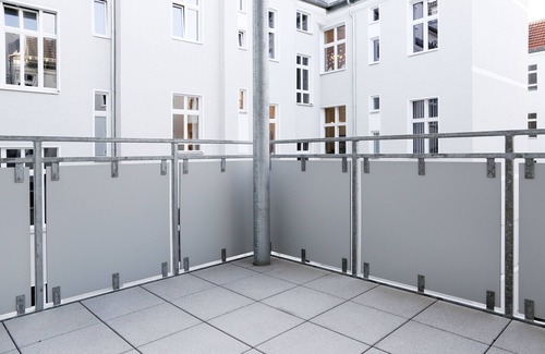 Charlottenburg Apartment | SC 2 elevator + 4 bedrooms + 2 bathrooms 110 sqm balcony +