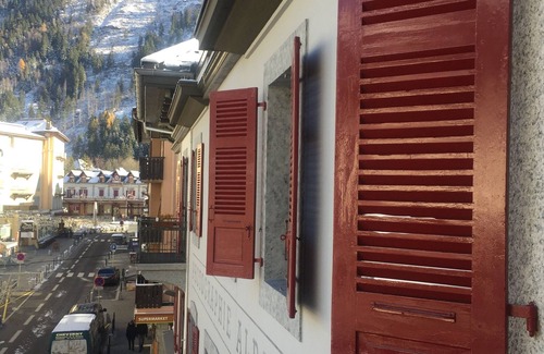 Chamonix City Centre Apartment | Scandie Design with great location