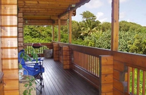 Huelo Ski Chalet | Scandinavian Chalet, Ocean View, Tropical, Entire Home, King, Jacuzzi, Permited
