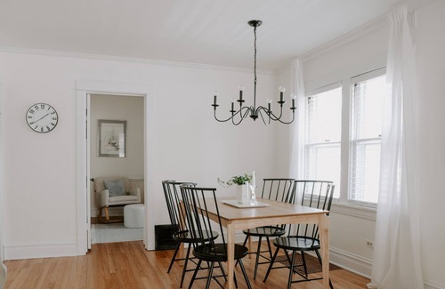 Glen Ellyn House | Scandinavian Inspired - 3 Bedroom