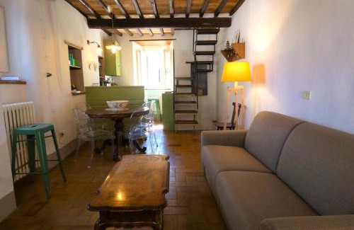 Amelia Apartment | Scappo in Umbria, L'affaccio