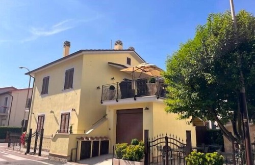 Narni Scalo Apartment | Scappo in Umbria, La rocca